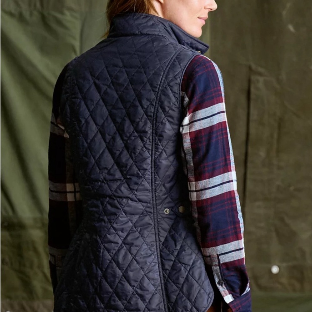 Barbour Quilted Navy Vest size 14 GUC missing back belt